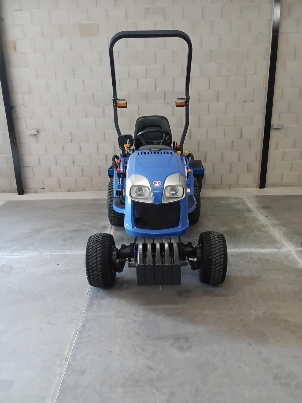 Iseki TXG237