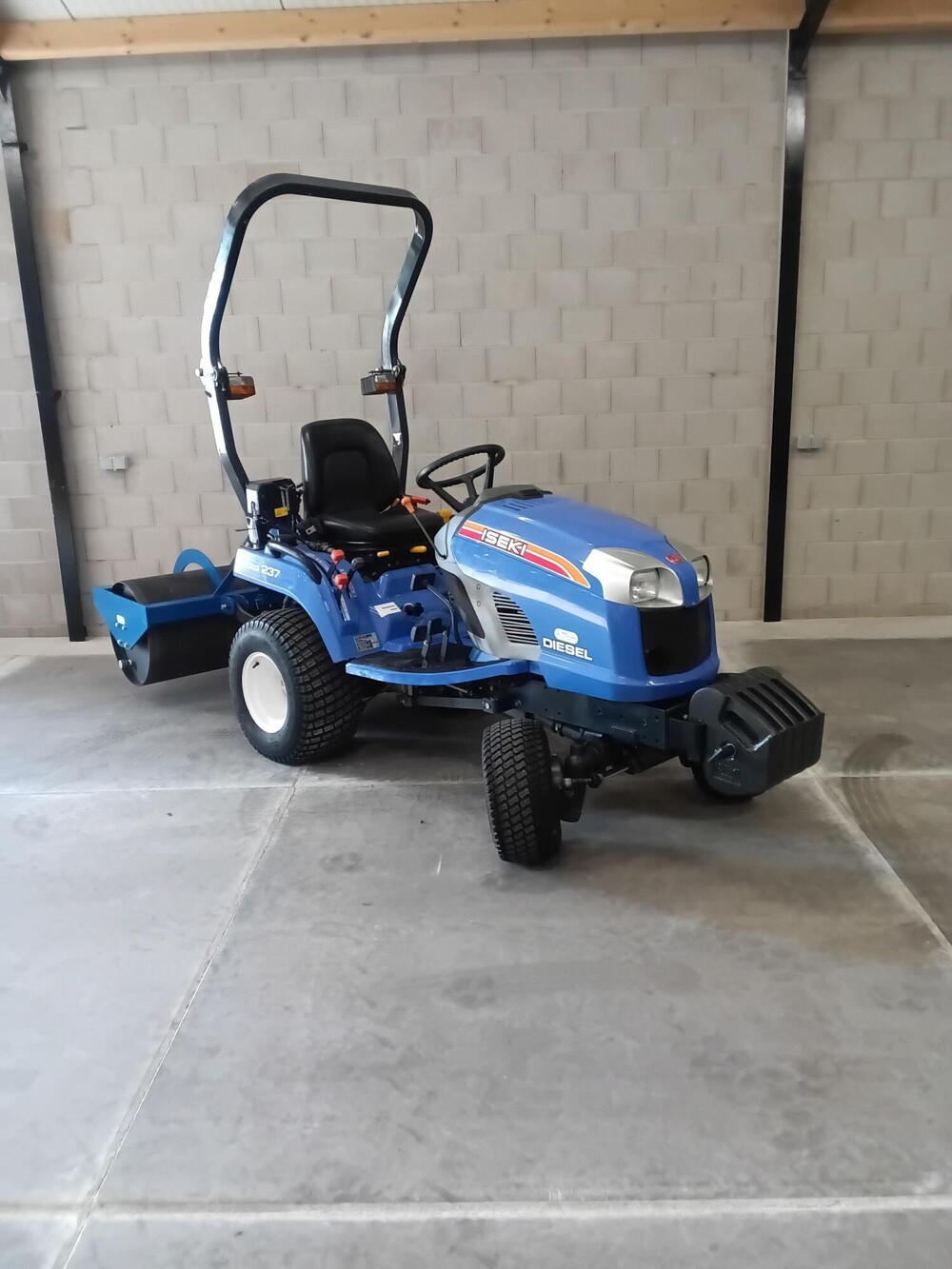Iseki TXG237