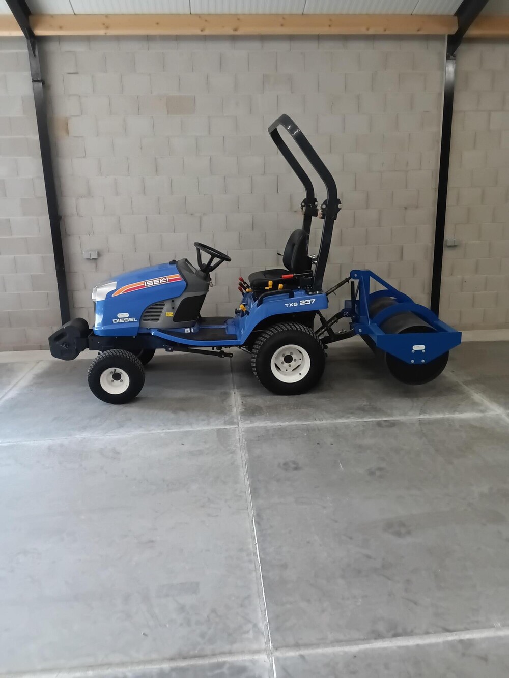 Iseki TXG237
