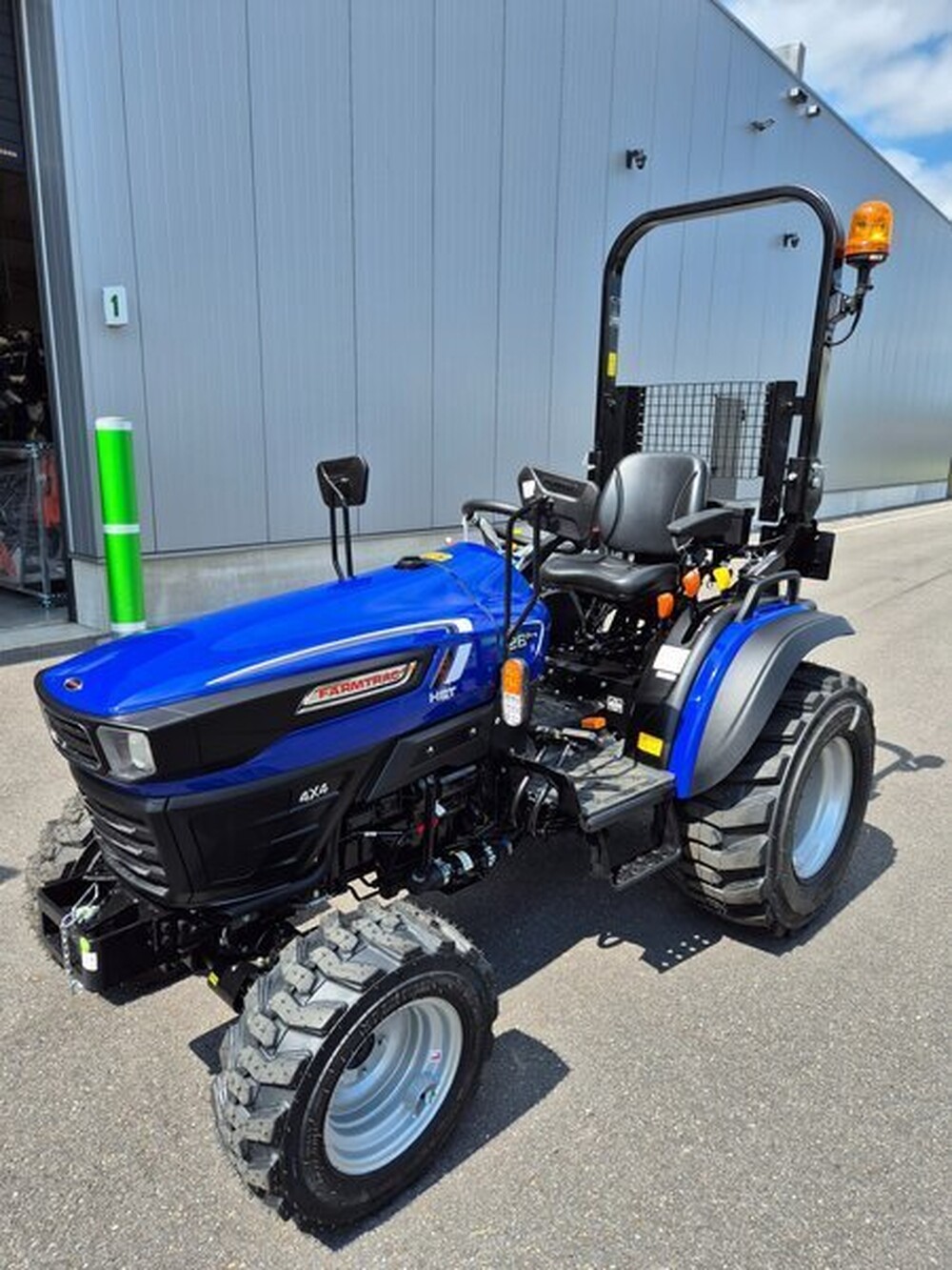 Farmtrac 26Pro Hydro