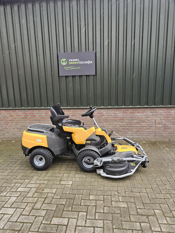 Gebruikte Stiga Park Pro900 AWX